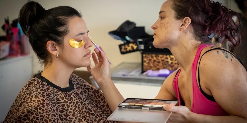 Professional makeup artist Jessa Jaguar preparing a wedding client with sensitive skin for her big day