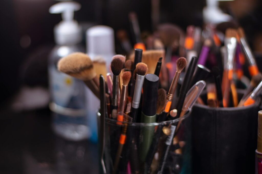 close up photo of make up brushes