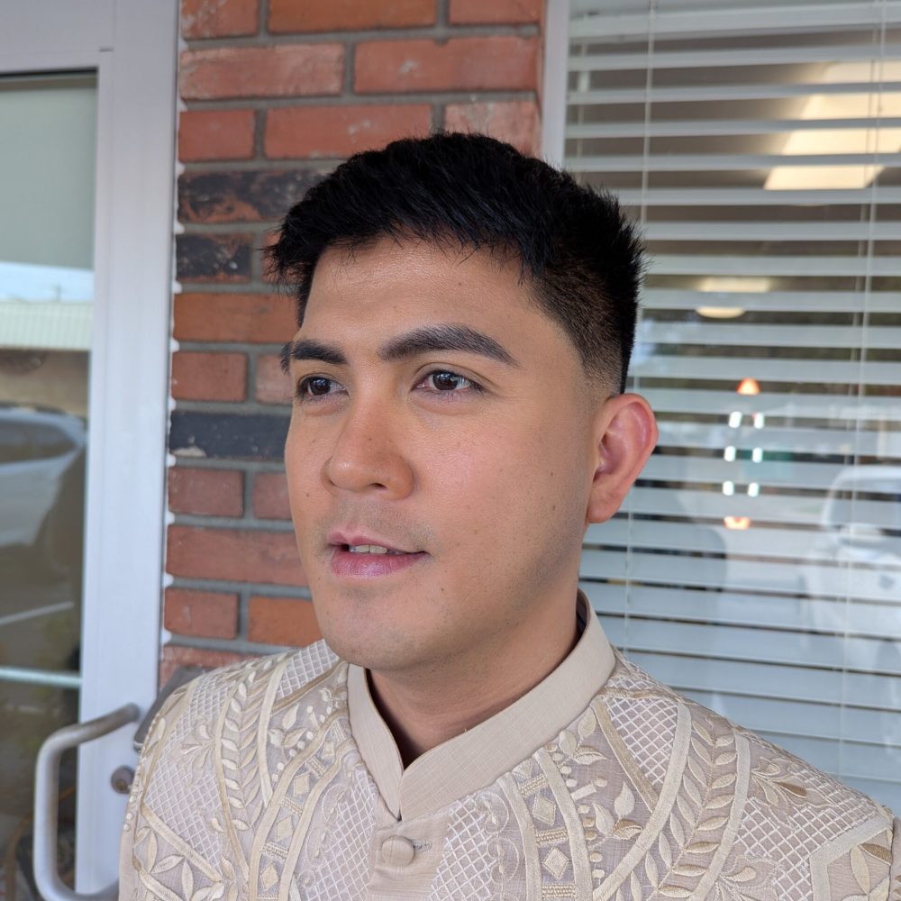 Tampa bay makeup artist for weddings, bride, groom, marrier lgbtqia bipoc